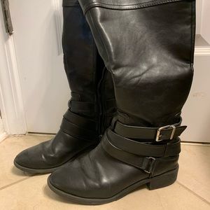 black boots, barely worn. cover calf